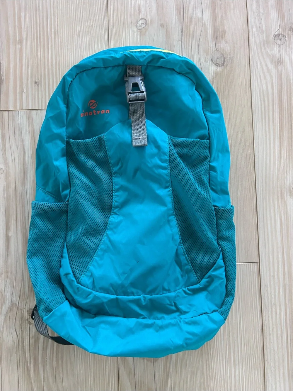Sinotron 22L Lightweight Packable Hiking Backpack - Light Green